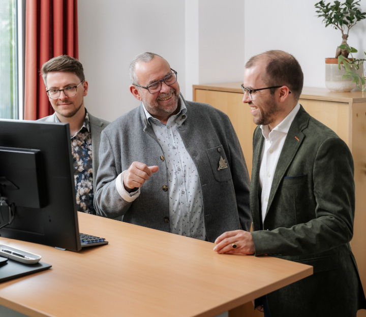 Besprechung Das Management des Betriebs bespricht gerade etwas